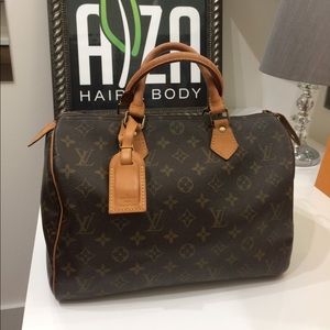 Louis Vuitton Speedy 30